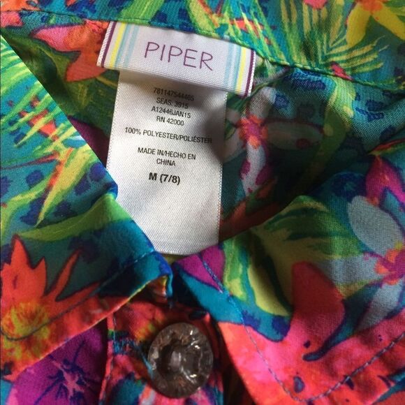 medium shirt - Picture 4 of 4